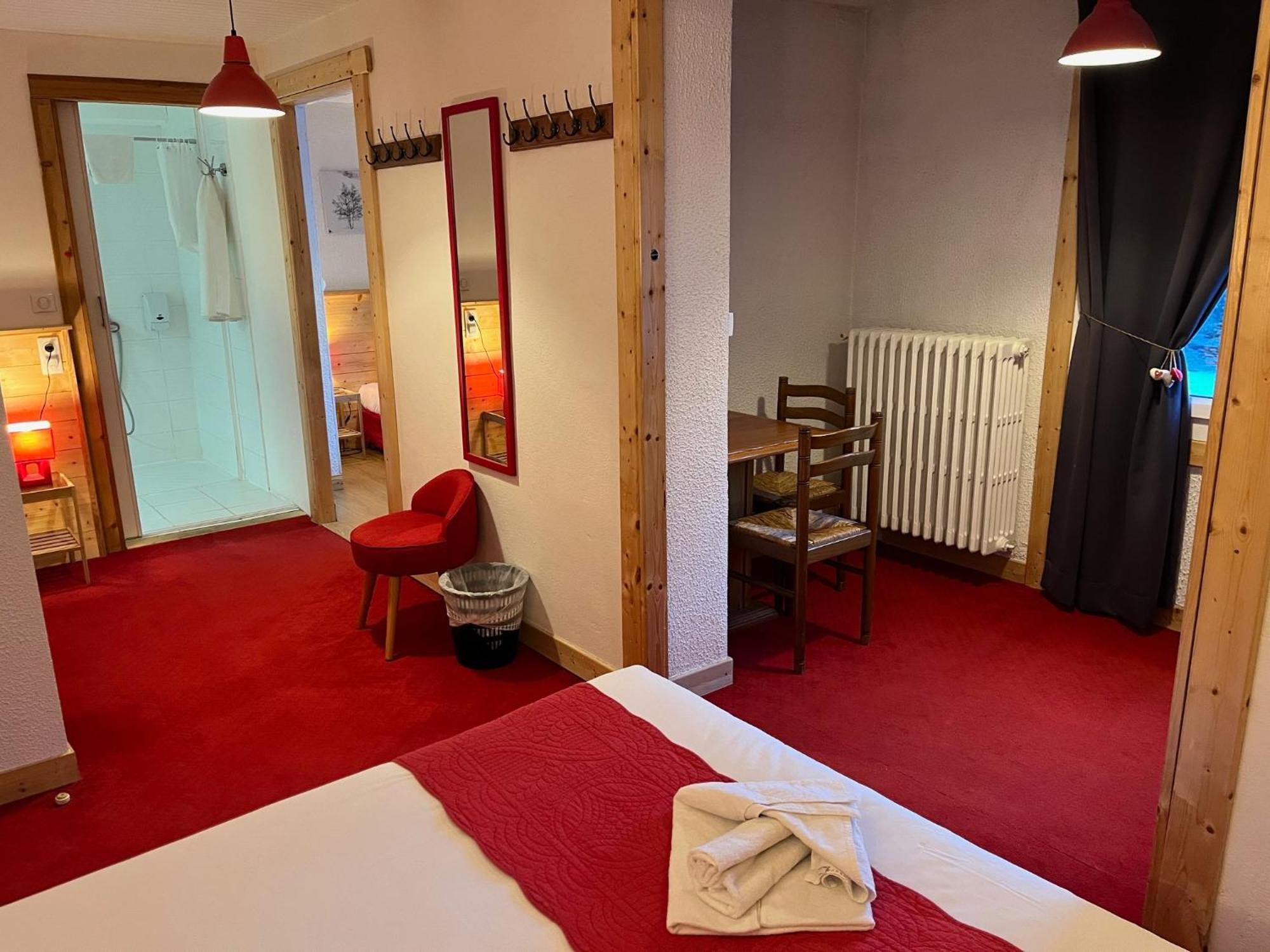 Hotel Valentin Pied Des Pistes レ・デュー・アルプ エクステリア 写真